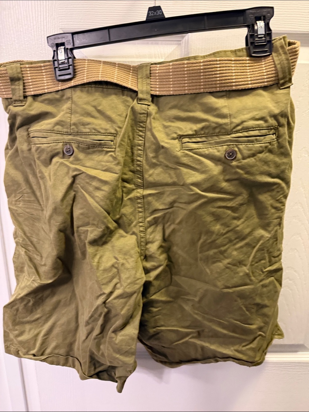 Northwest Territory Olive Green Cargo Shorts with Tan Belt - Picture 4 of 4